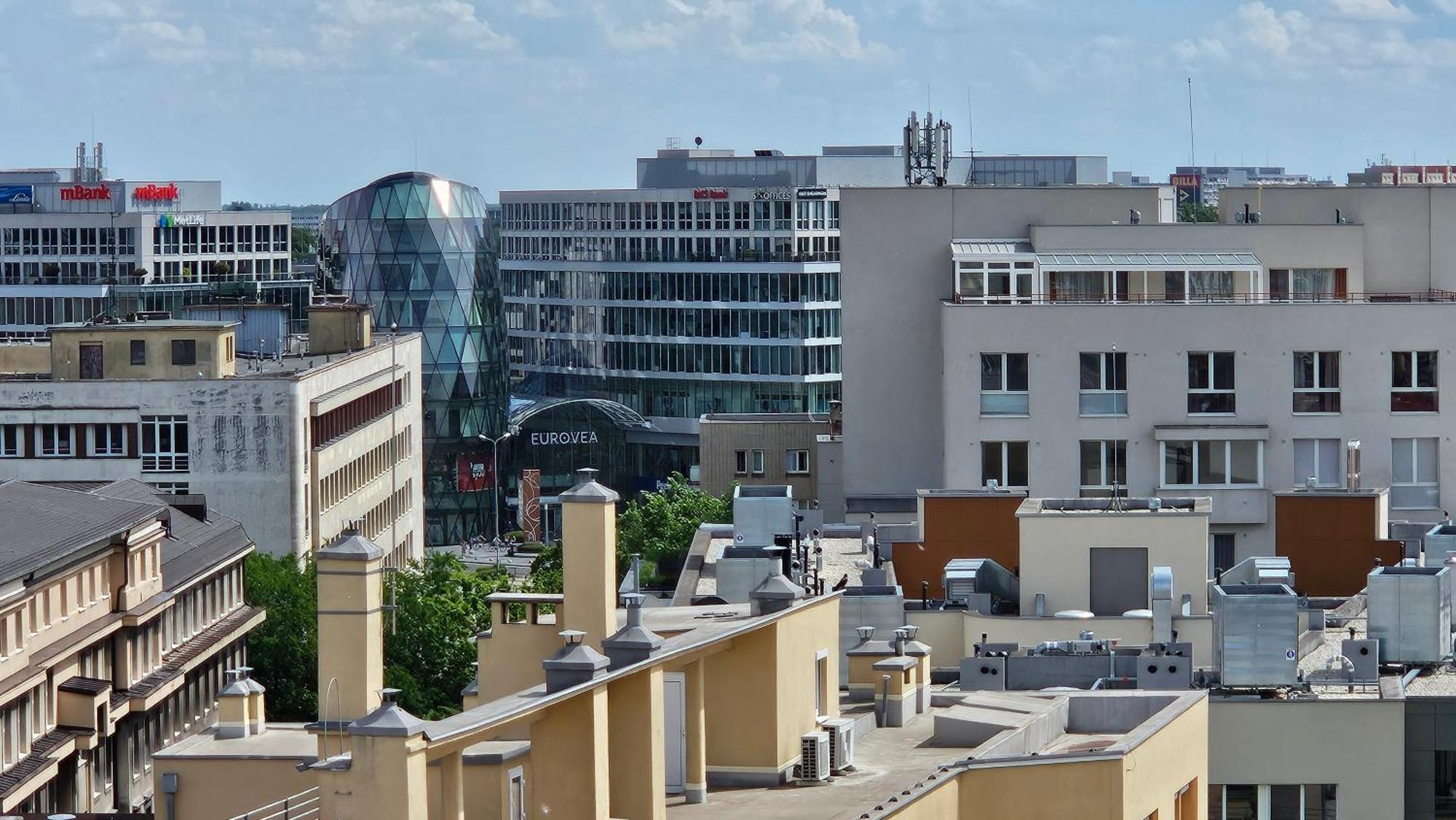 Panorama View Design Apt In Old Town - Free Parking Bratislava Exterior foto