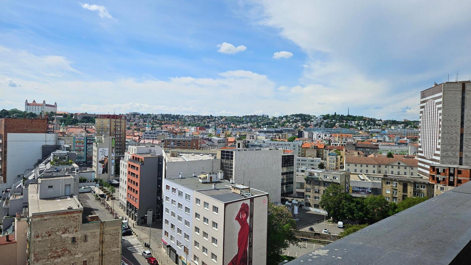 Panorama View Design Apt In Old Town - Free Parking Bratislava Exterior foto